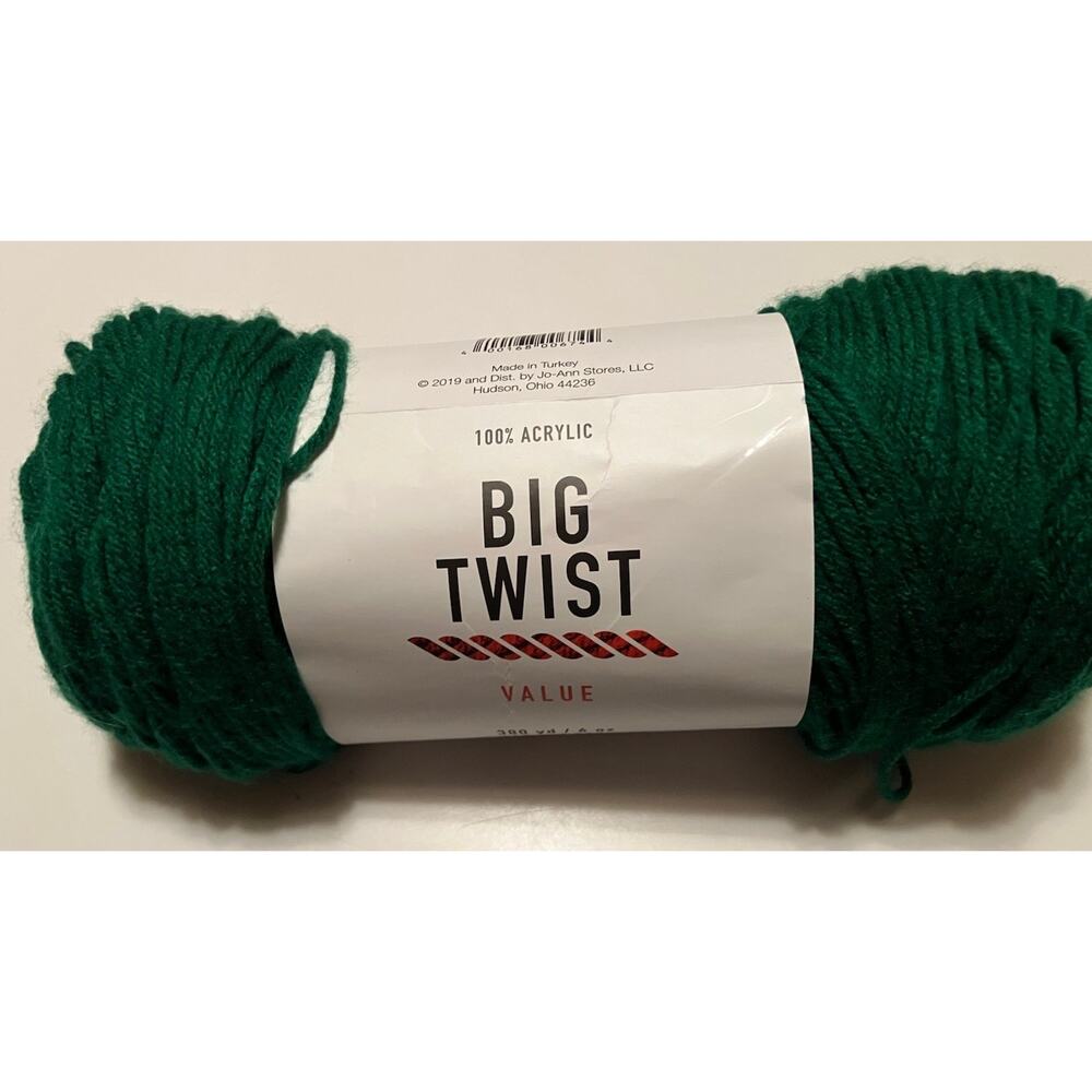Joann Big Twist Yarn. Varsity Green. 6 oz.